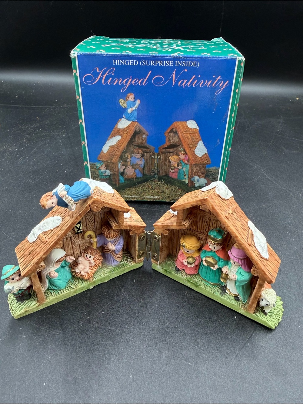 Vtg 1994 Hinged Nativity Scene by Ranger International Corp Resin Christmas